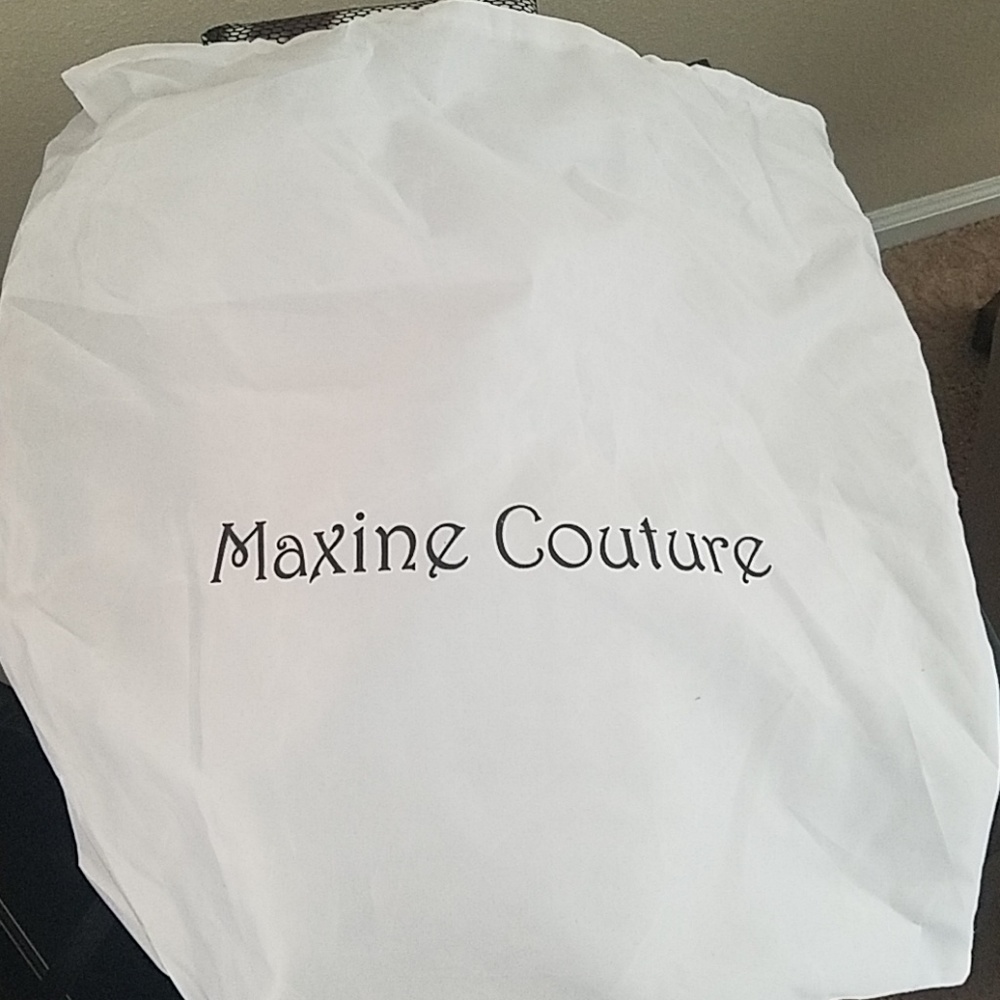 Purse - Picture 2 of 2